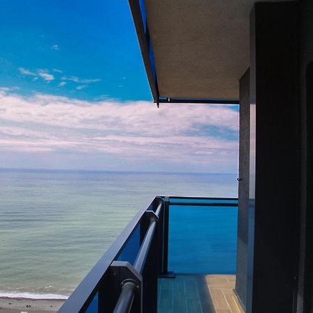 Orbi Twin Towers Aparthotel With Sea View Батуми Екстериор снимка