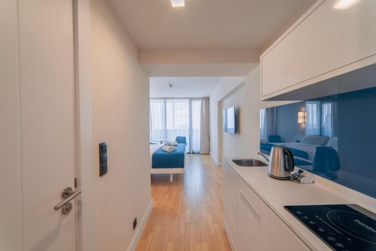 Orbi Twin Towers Aparthotel With Sea View Батуми Екстериор снимка