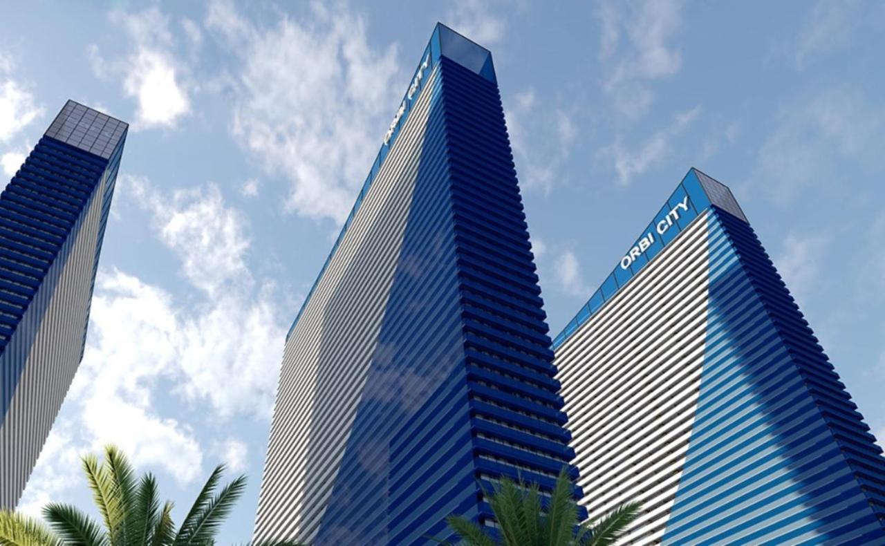 Orbi Twin Towers Aparthotel With Sea View Батуми Екстериор снимка