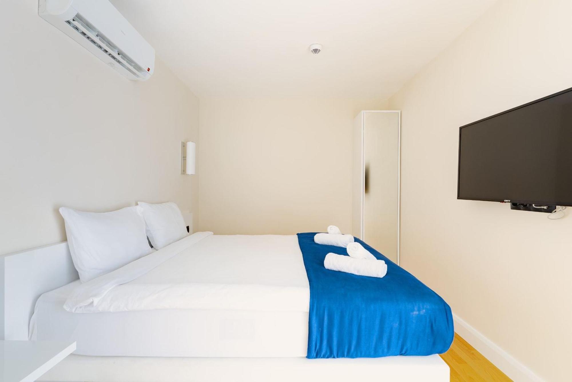 Orbi Twin Towers Aparthotel With Sea View Батуми Екстериор снимка