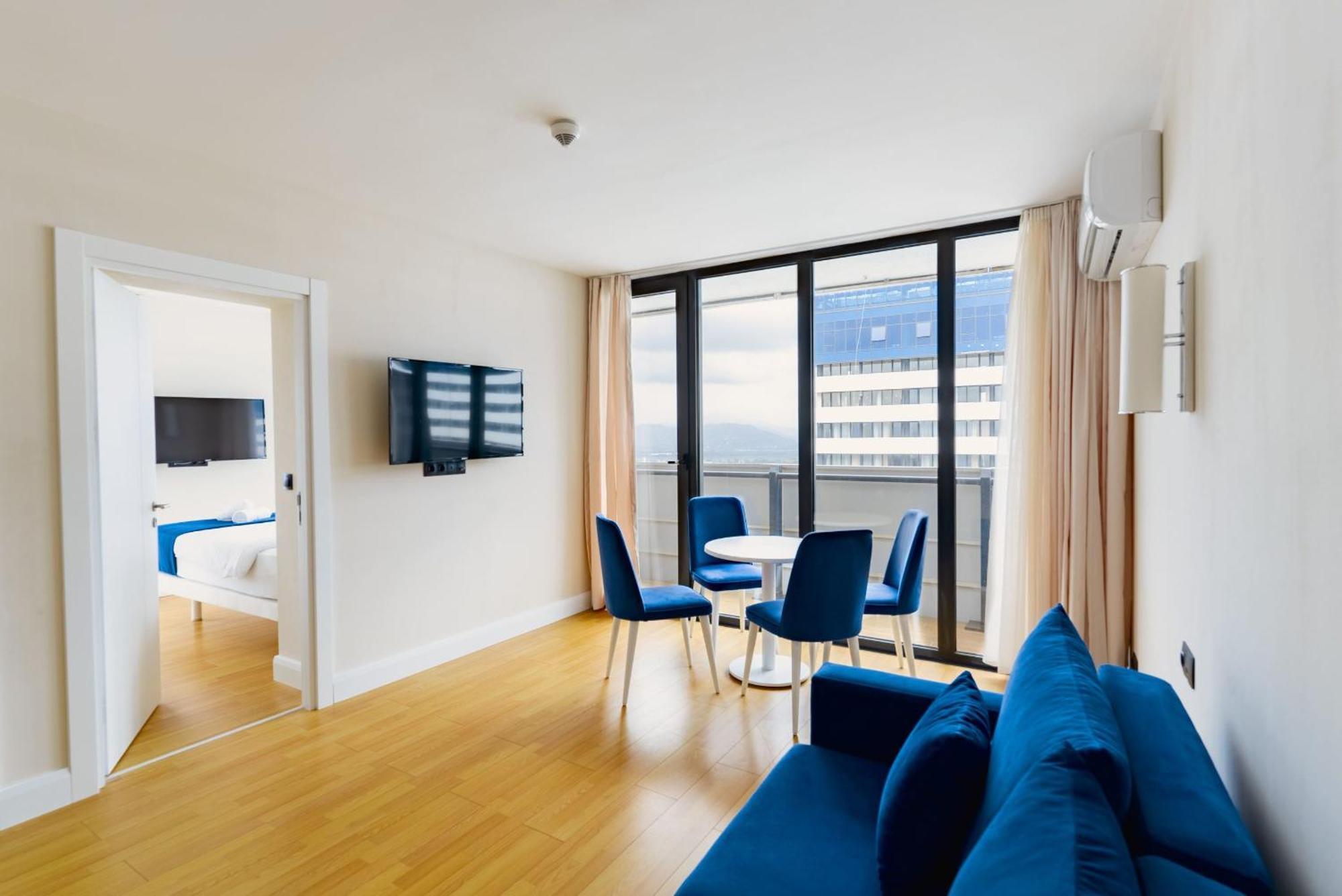 Orbi Twin Towers Aparthotel With Sea View Батуми Екстериор снимка