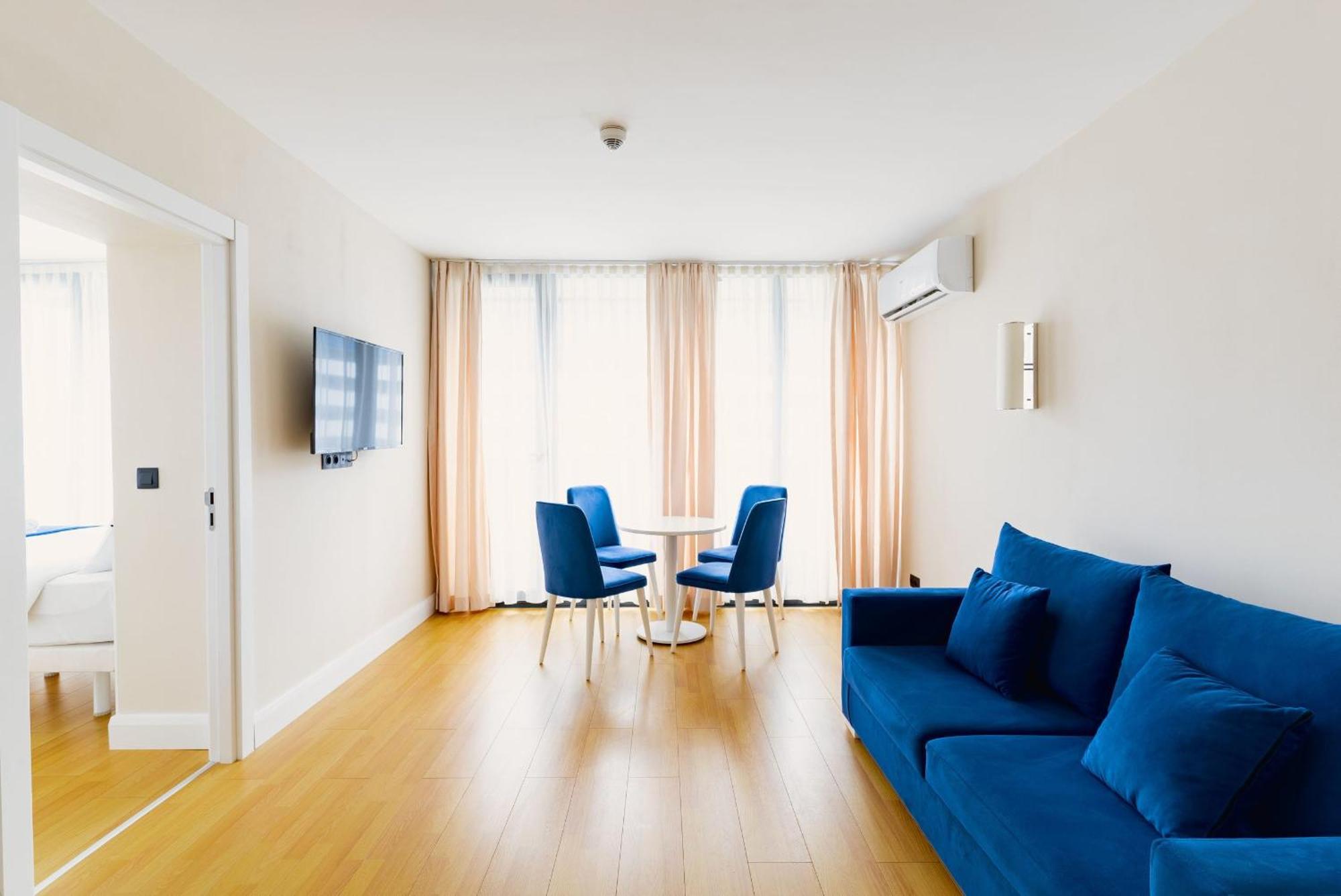 Orbi Twin Towers Aparthotel With Sea View Батуми Екстериор снимка