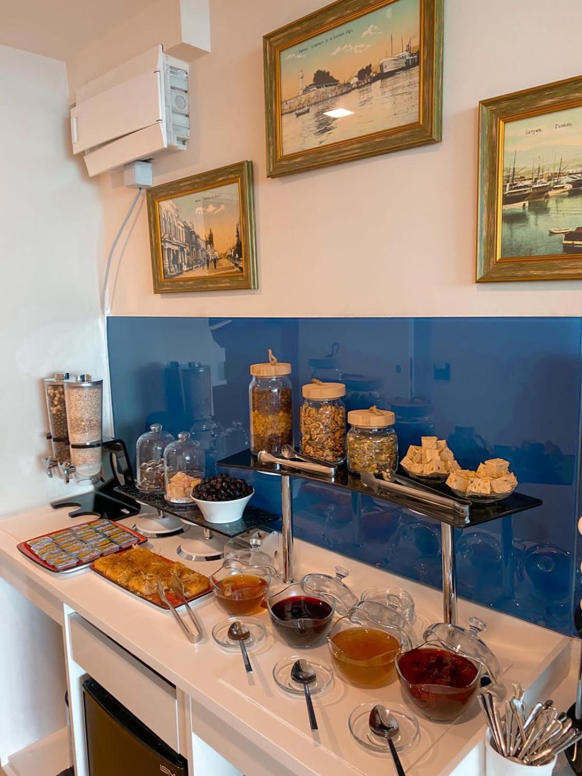 Orbi Twin Towers Aparthotel With Sea View Батуми Екстериор снимка