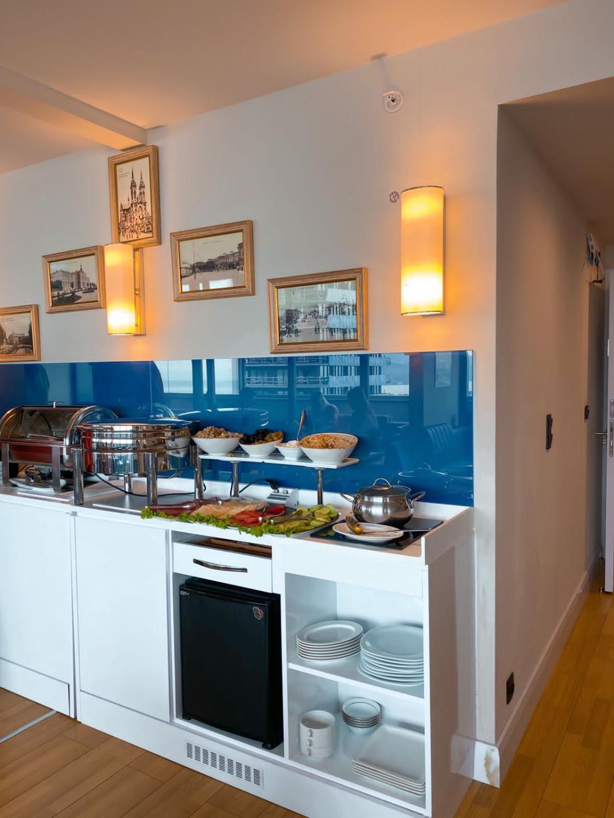 Orbi Twin Towers Aparthotel With Sea View Батуми Екстериор снимка